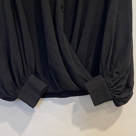 Umgee Black Draped Blouse Size Large - Picture 3 of 7